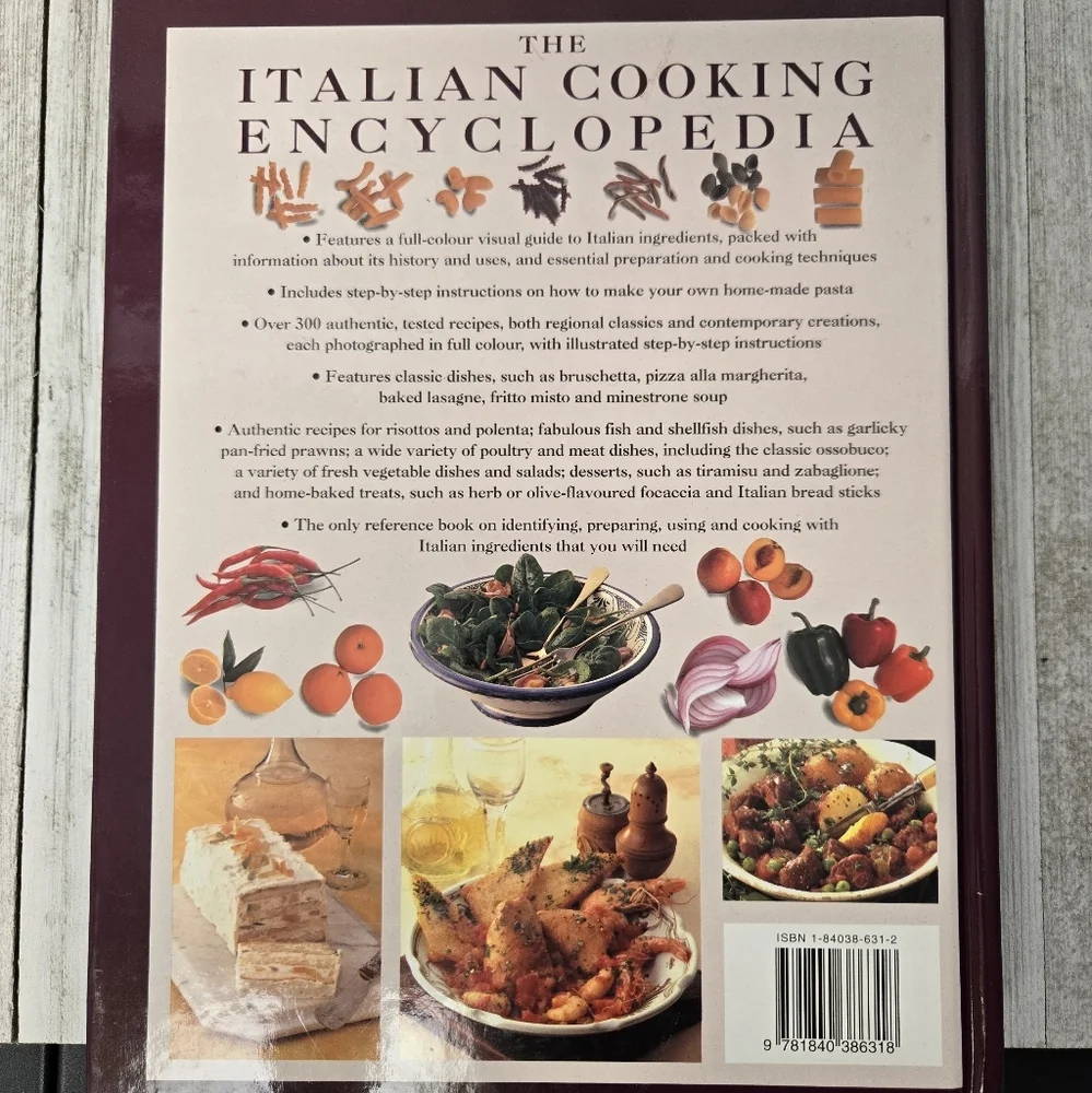 The Italian Cooking Encyclopedia Book - Picture 7 of 7